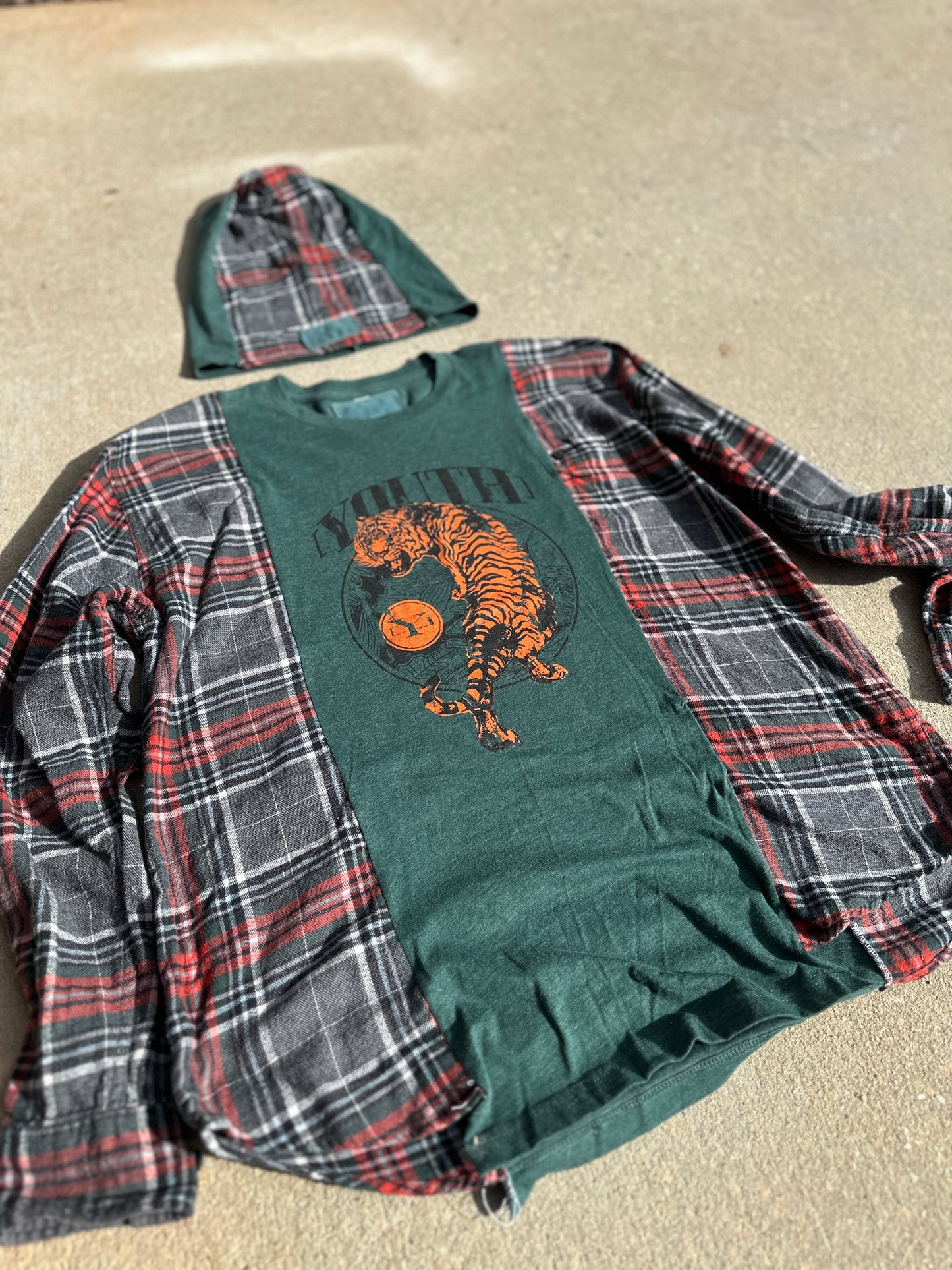 Tiger X Plaid Set